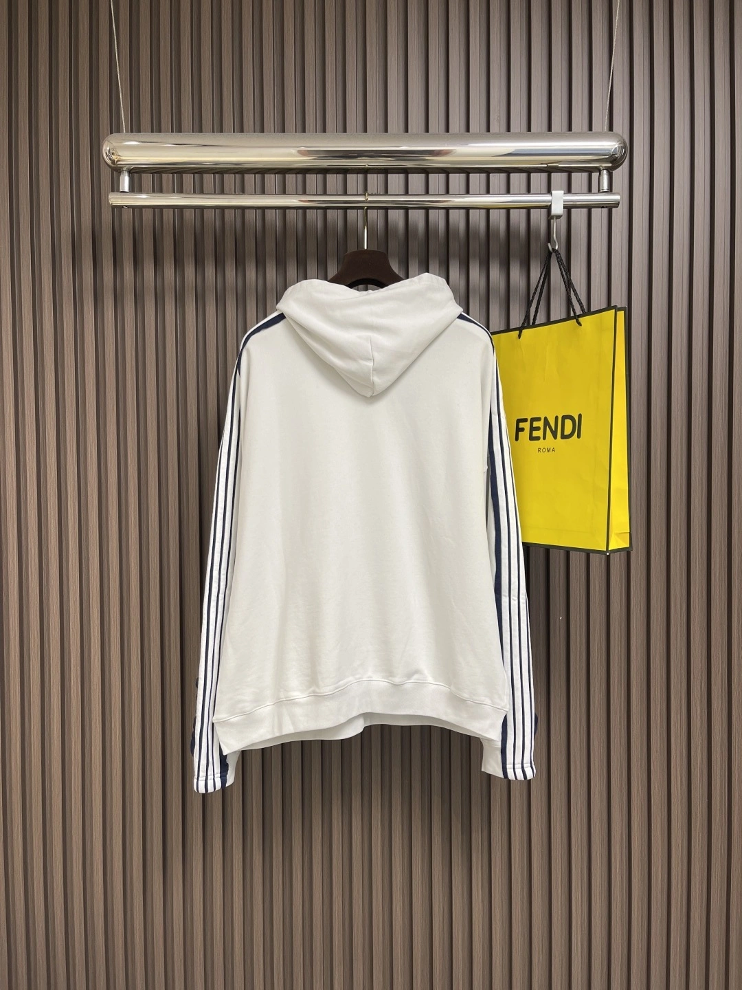 wg.luxury- 218593i16 oversize item:E-F026H1925